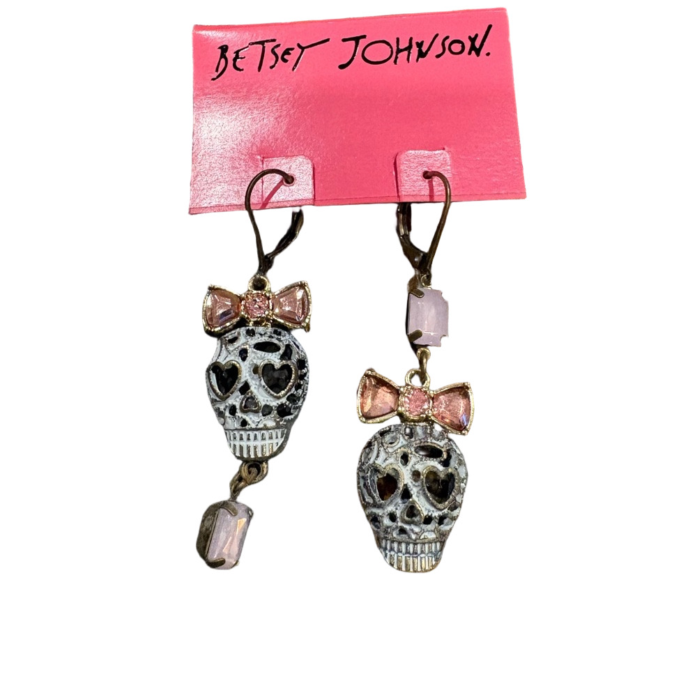 Betsey Johnson Sugar Skull Bow Earrings NWT Pink Crystal Gothic Dangle Leverback